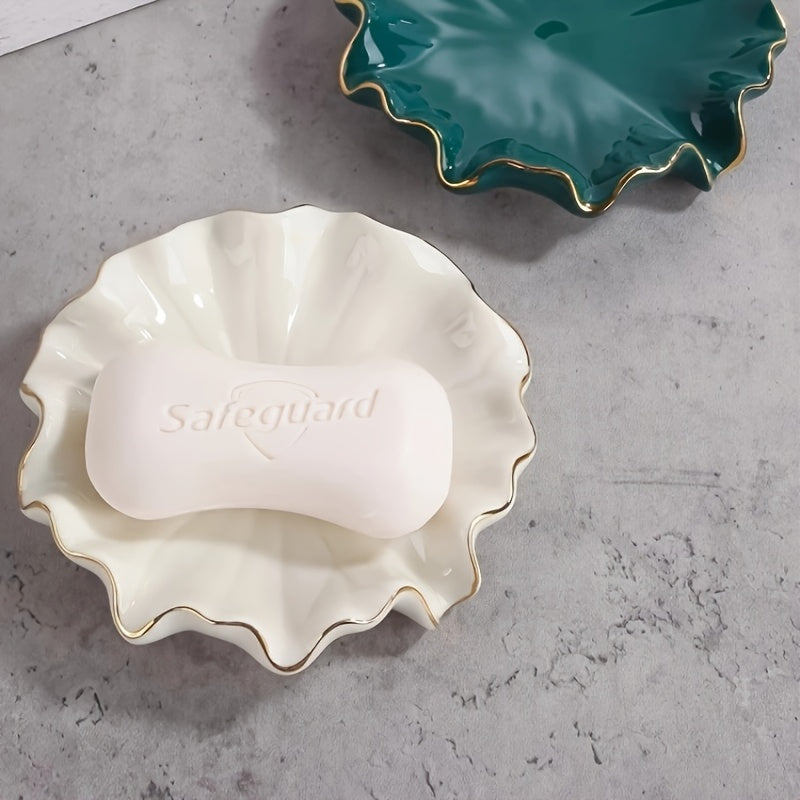 A Minimalist And Elegant Ceramic Soap Dish for Home Use, Featuring a Creative Lotus Leaf Design. This Soap Tray Has a Drainage Function, Allowing for Automatic Water Drainage