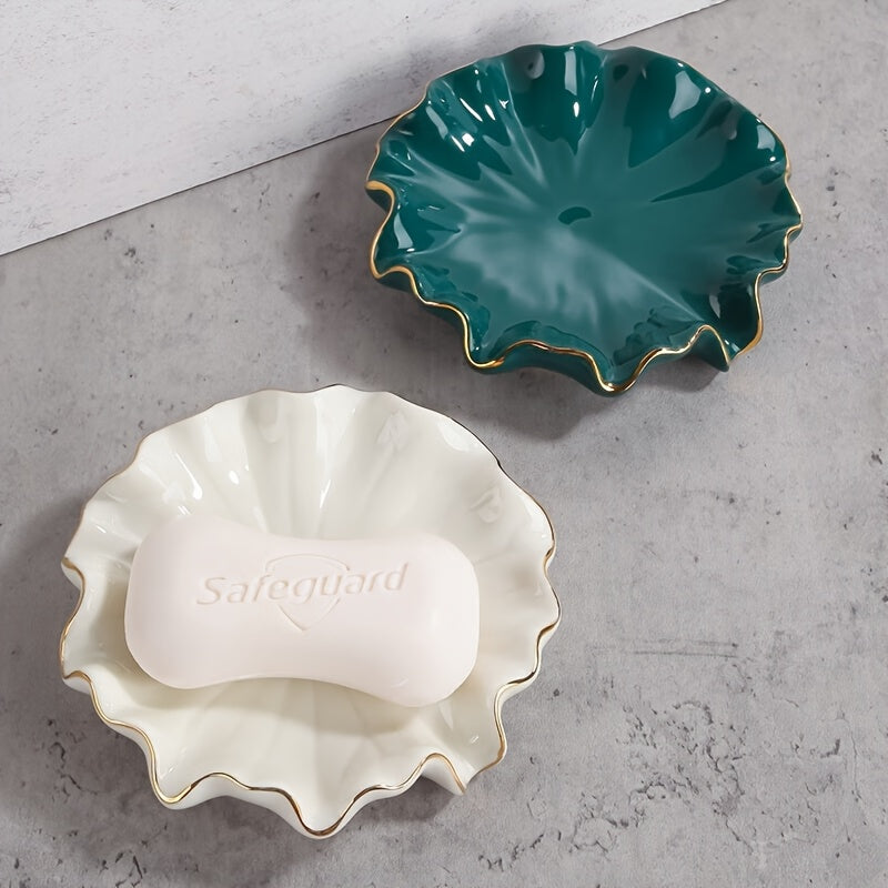 A Minimalist And Elegant Ceramic Soap Dish for Home Use, Featuring a Creative Lotus Leaf Design. This Soap Tray Has a Drainage Function, Allowing for Automatic Water Drainage